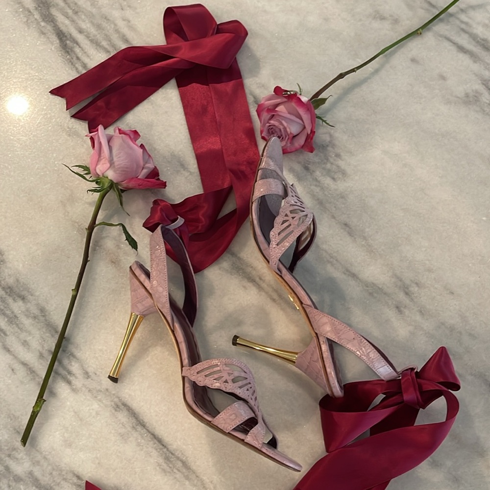 Women's Heels with Ribbon Accent, gold heel - Picture 8 of 14